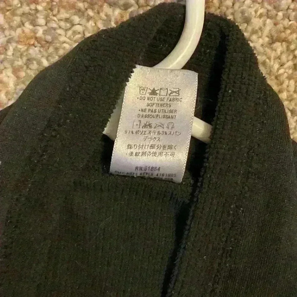 Patagonia Vintage Women’s R.5 black quarter zip pullover. Size large - Picture 9 of 9